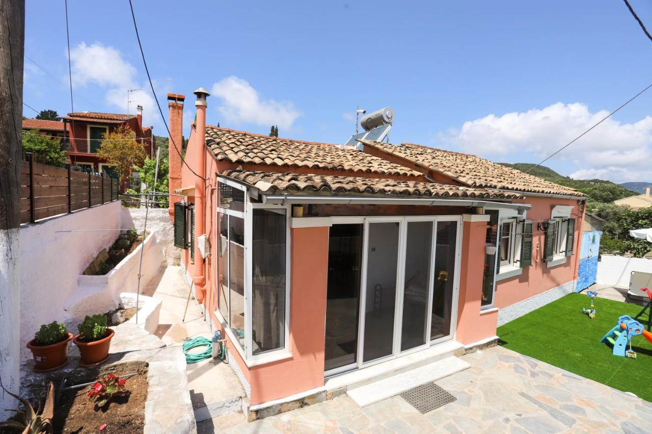 Family Country House-corfu Holidays Holiday home *